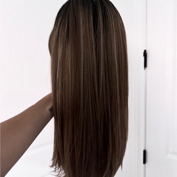 Chelsey smith crown Amber balayage BNWT - Picture 3 of 6